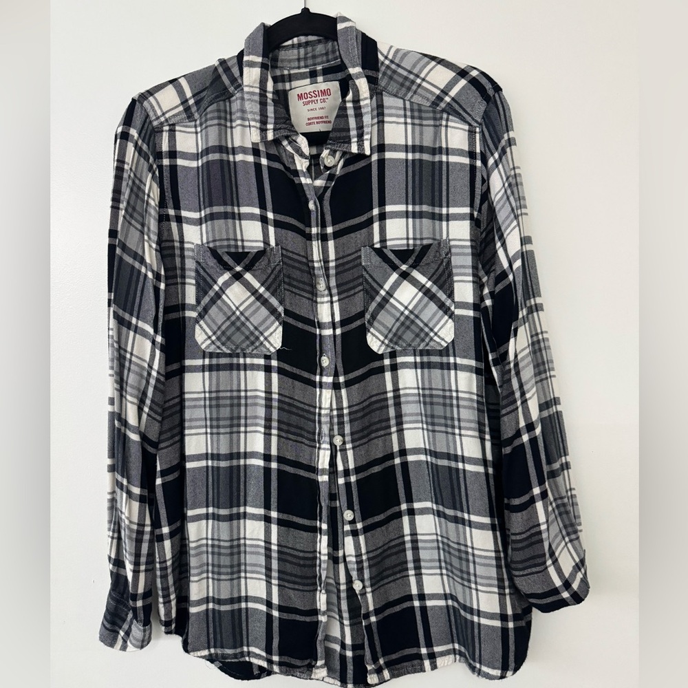 Mossimo Supply Co. Black and White Checkered Shirt